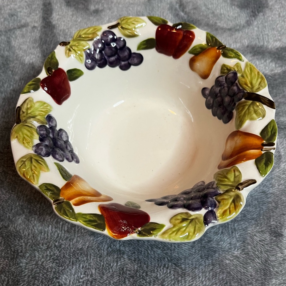 Home Interior Sonoma Villa Earthenware Cereal Bowl w/Bright Embossed Fruit Decor